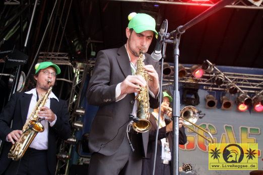 Reggaehase Boooo feat. Yellow Umbrella (D) 19. Reggae Jam Festival - Bersenbrueck 04. August 2013 (15).JPG